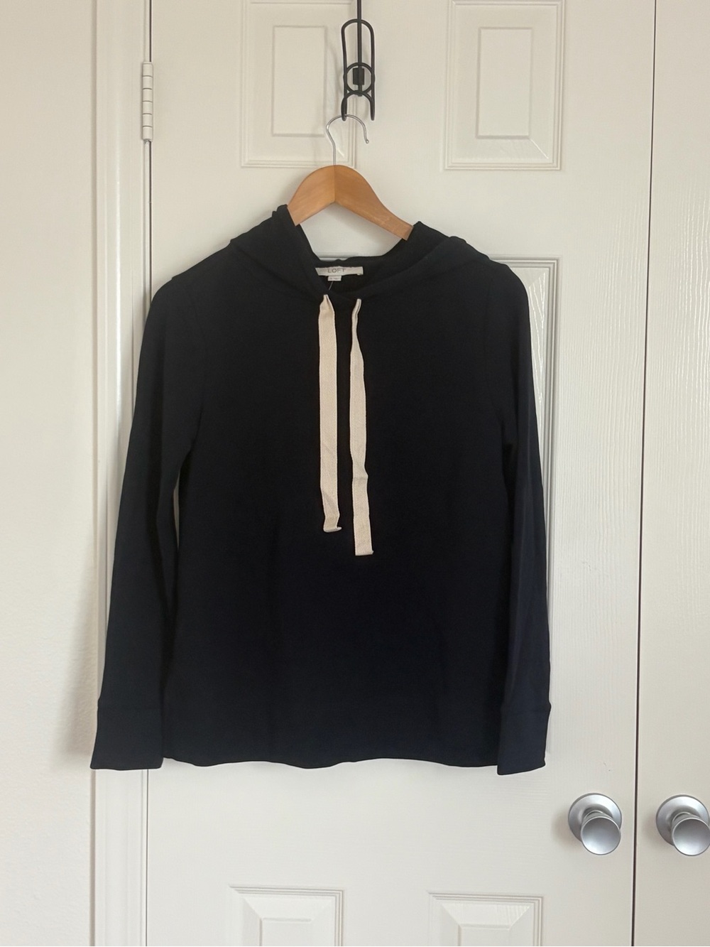 LOFT women’s Navy Hoodie with Cream Drawstrings size S